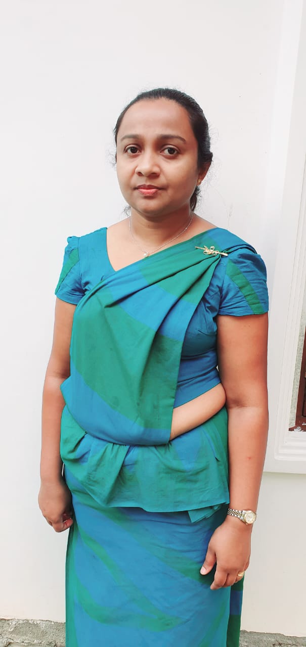 නදිශානි මහත්මිය 